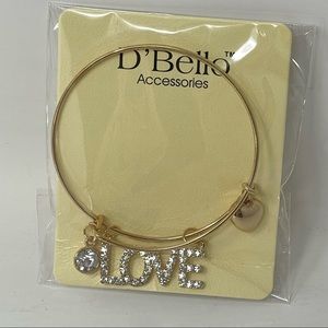 🎁 NWT! “Love” CZ Diamond Gold Metal bracelet with Heart Charm